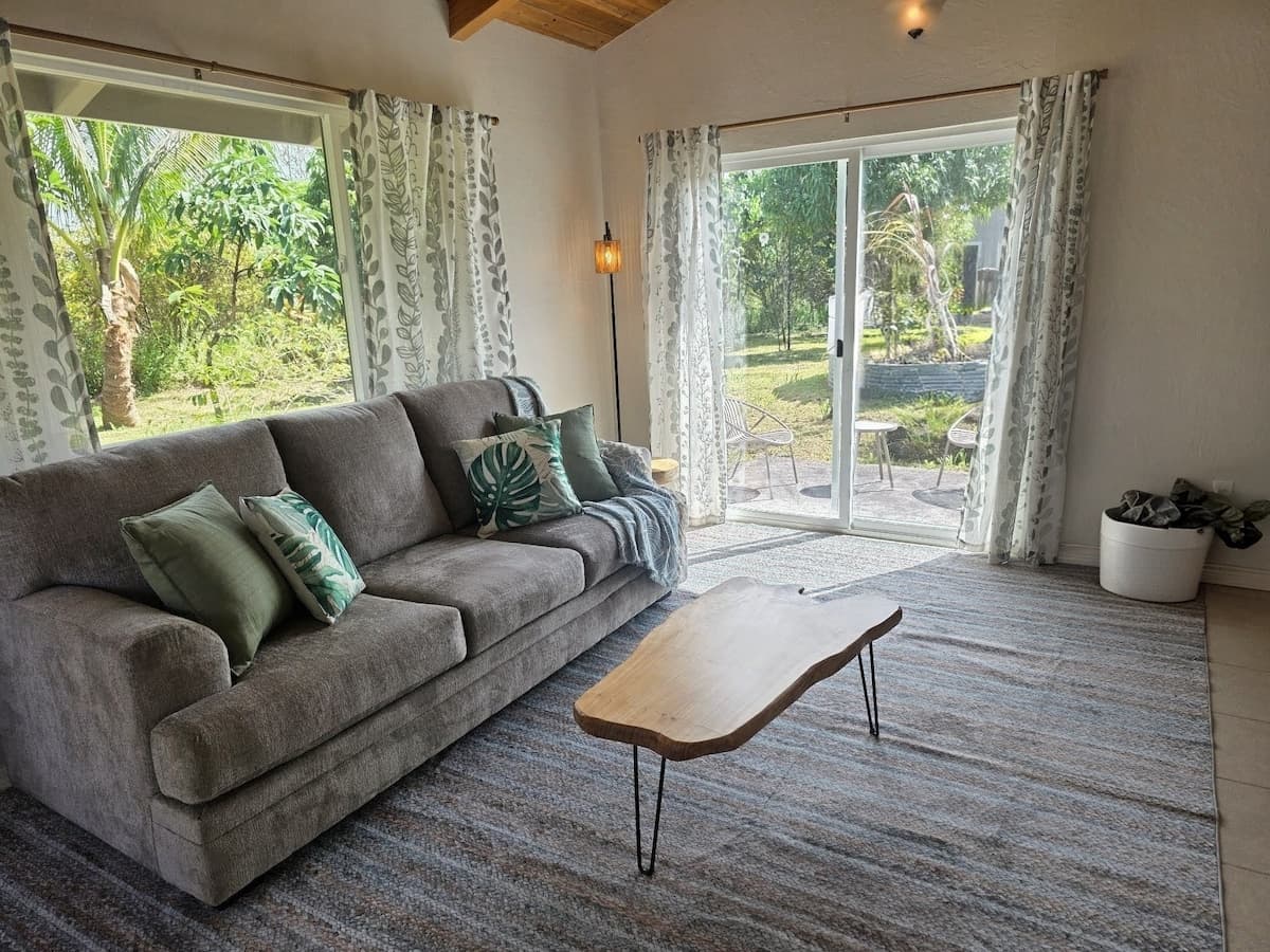 Home in Keaau · ★4.75 · 1 bedroom · 2 beds · 1 private bath - Photo 3