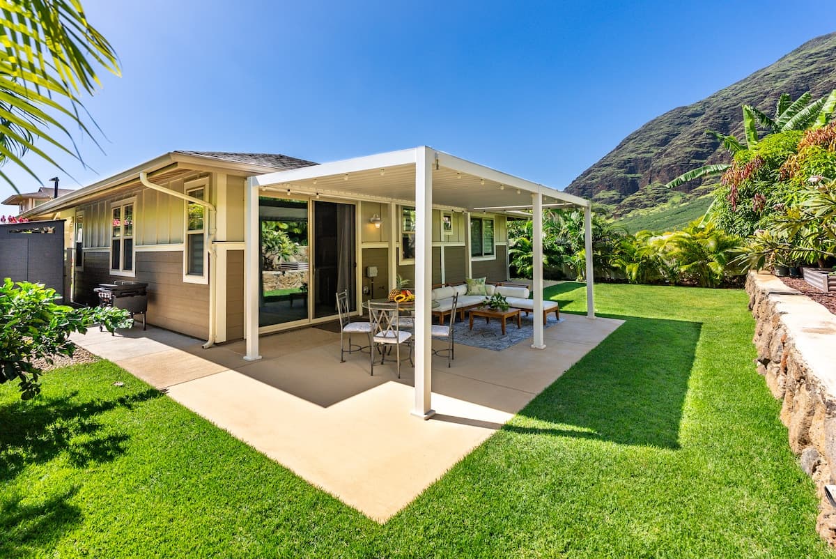 Home in Waianae · ★4.88 · 3 bedrooms · 4 beds · 2 private baths - Photo 4