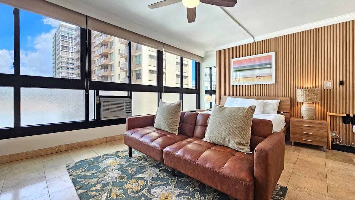 WG 521 | Oahu Island GetAway for 3 w/ Kitchen & AC - Photo 5