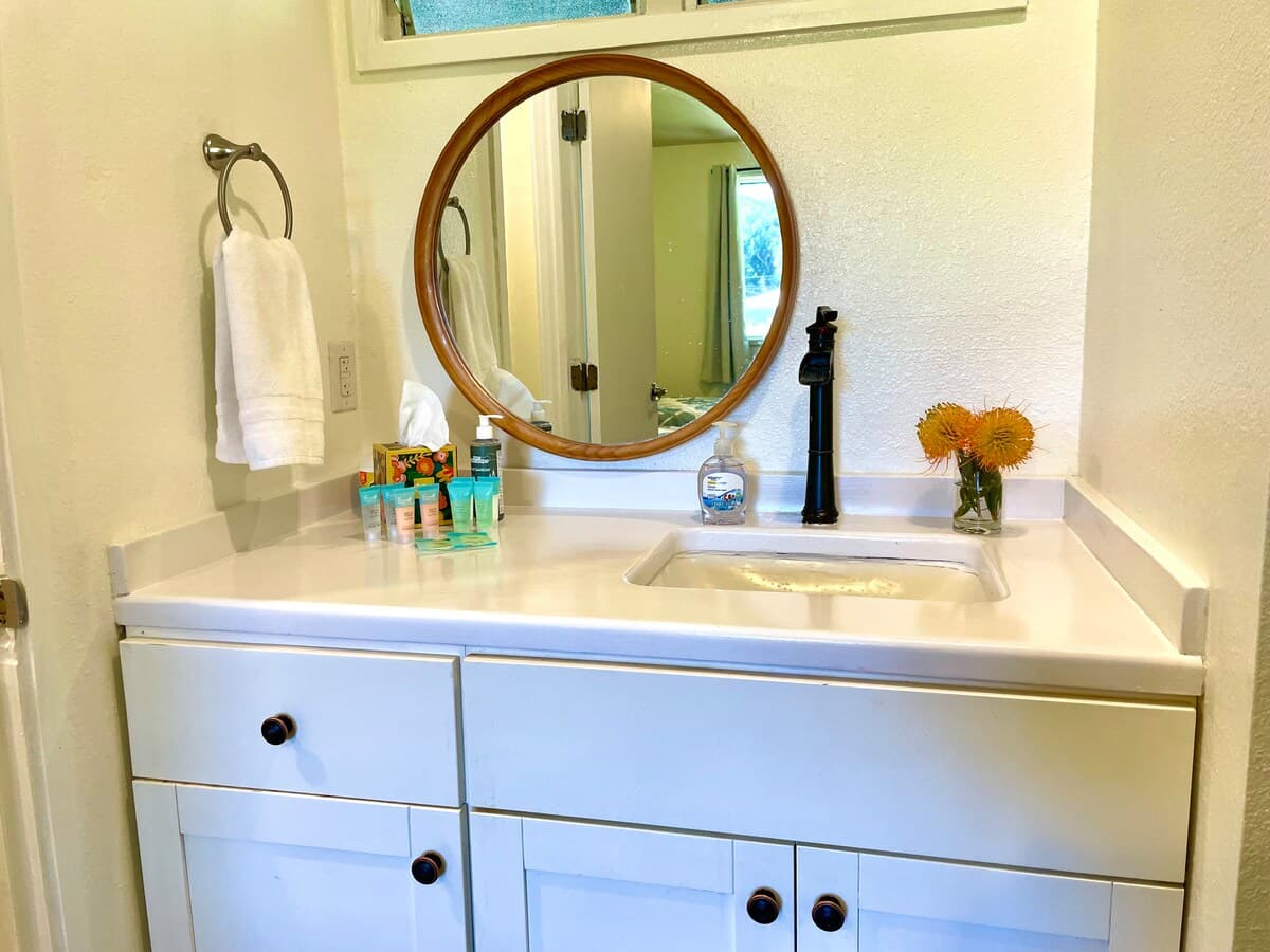 Hotel in Naalehu · ★4.75 · 1 bedroom · 2 beds · 1 private bath - Photo 5