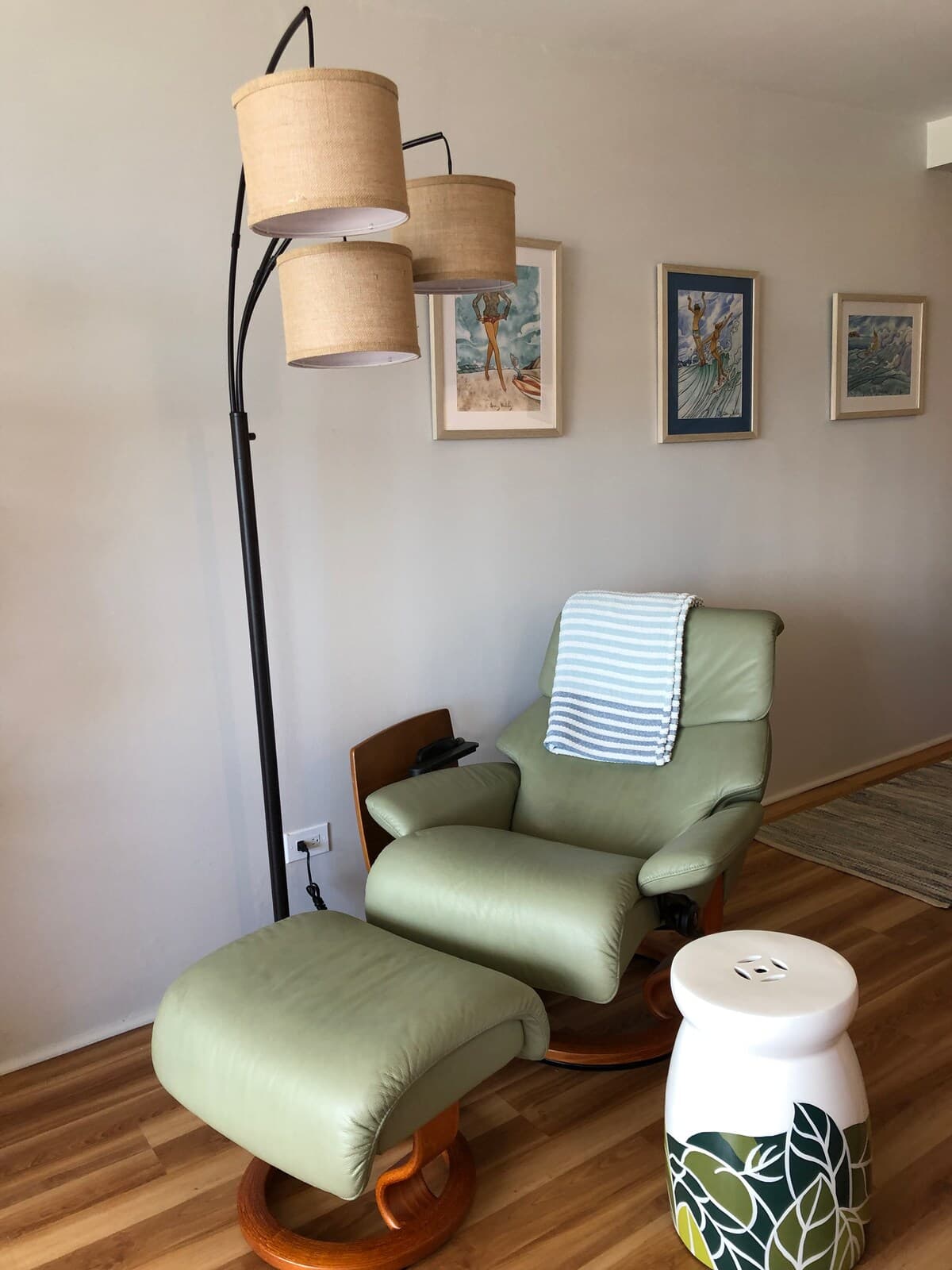 Chic Beachy Studio @Marine Surf w/Parking - Photo 2