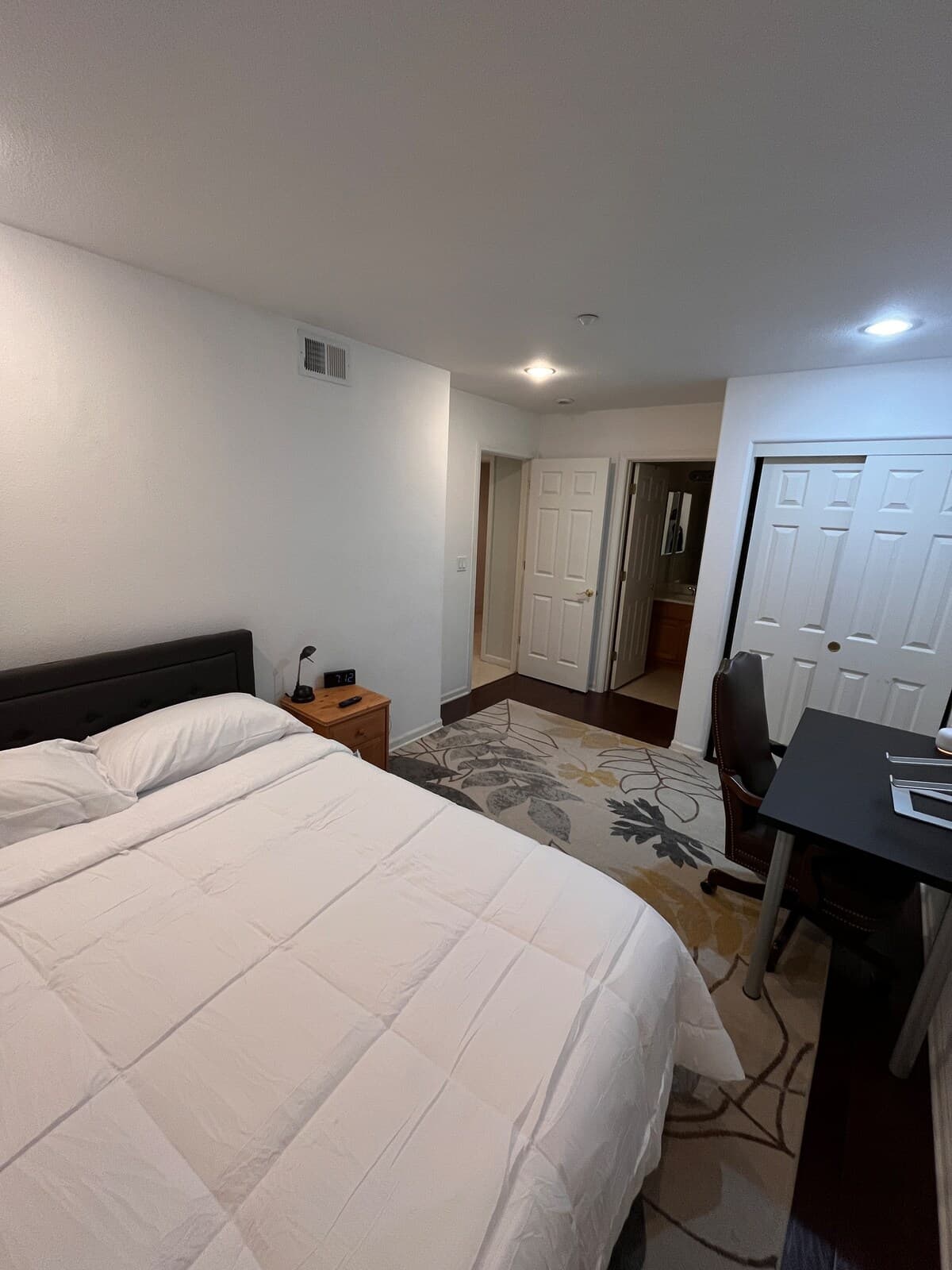 Hilltop Haven, Valley Views, EV Charger - Photo 4