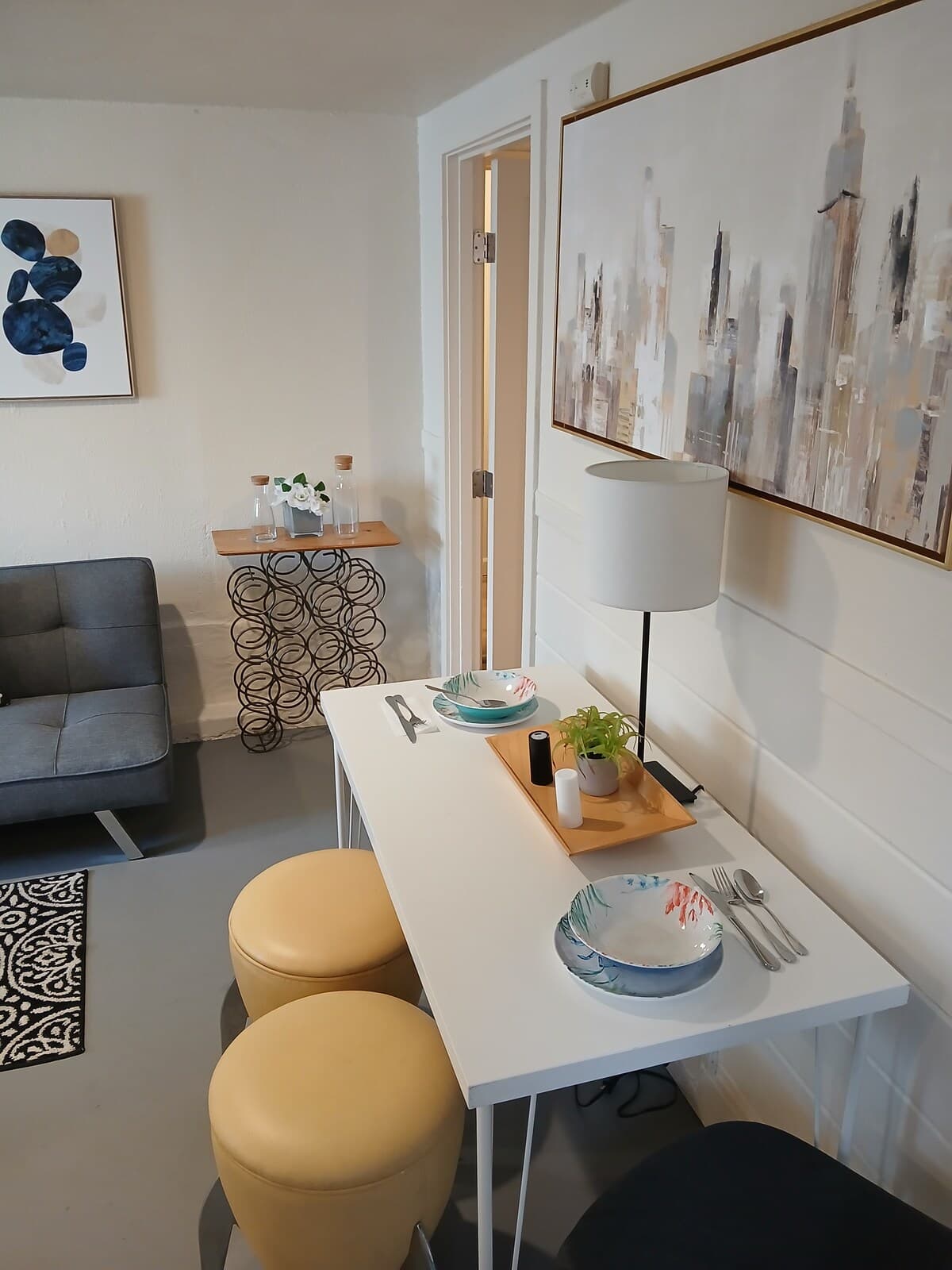 Quaint and Cozy. Junior Apartment - Photo 1