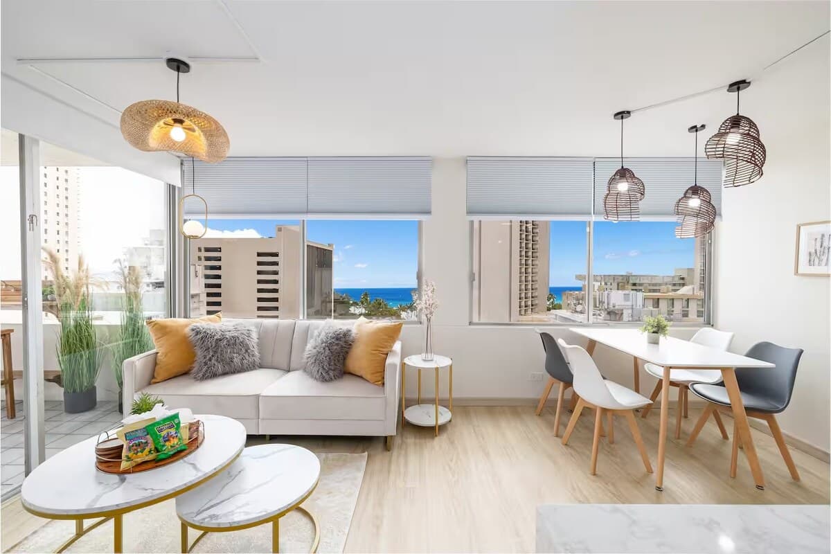 12th Floor Ocean View - 5 min to Waikiki Beach - Photo 4