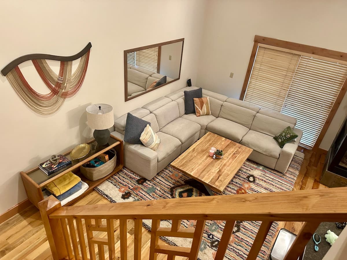 Stylish 2-Story Townhome Walk to Downtown Truckee - Photo 3