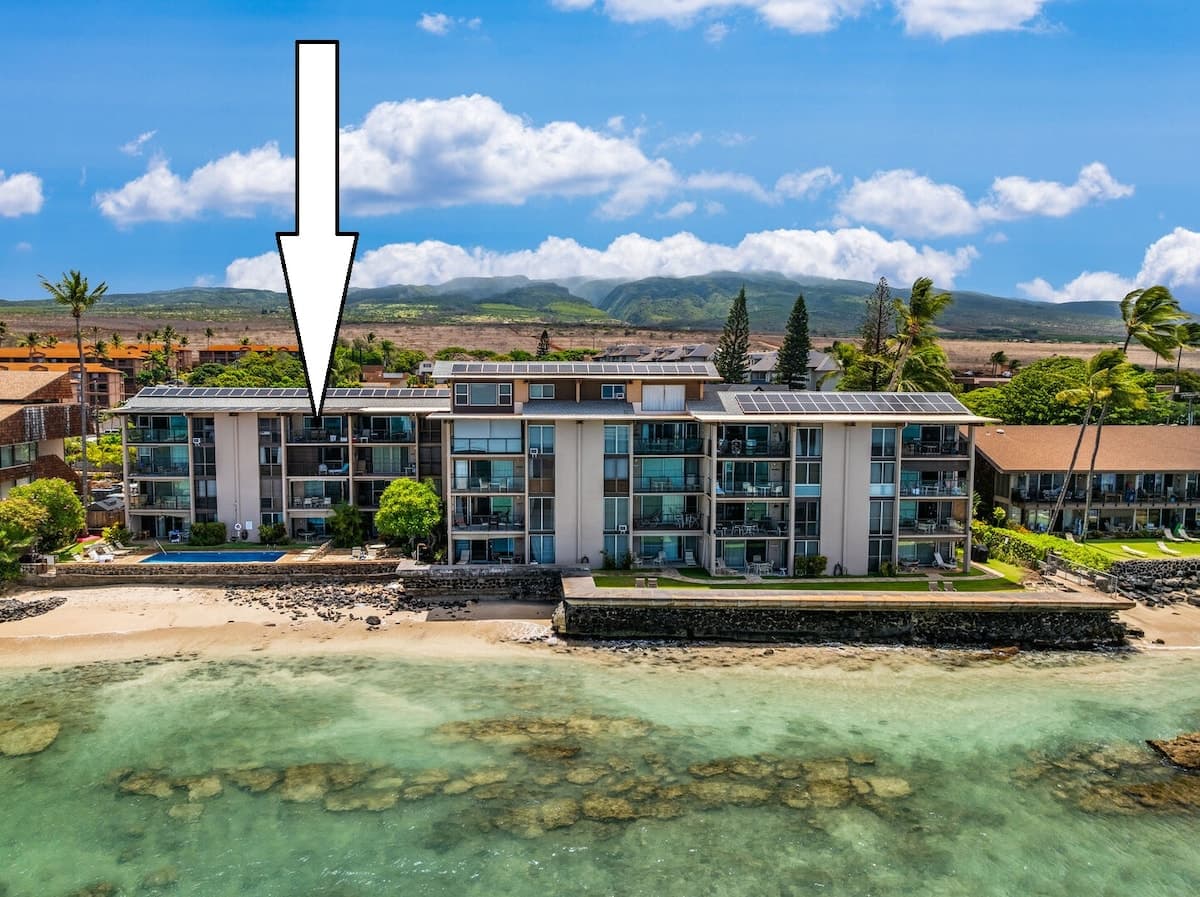 Condo in Lahaina · ★4.67 · 2 bedrooms · 4 beds · 2 baths - Photo 5