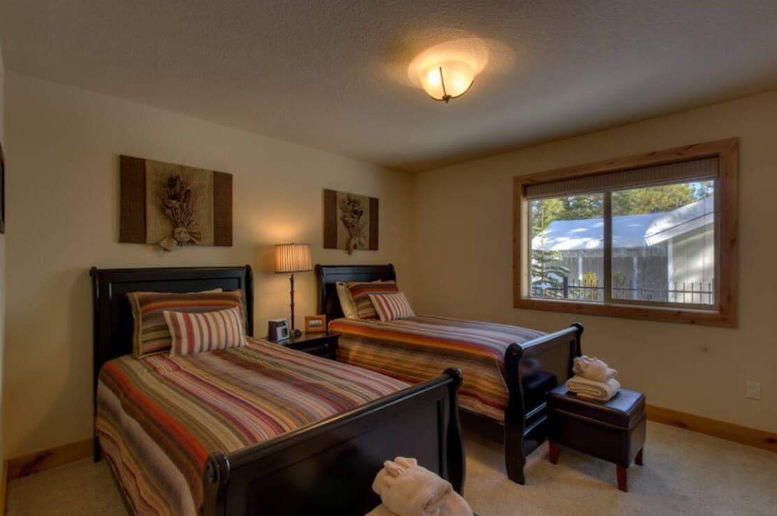 New Custom Cabin with Hot Tub & Foosball - Photo 4