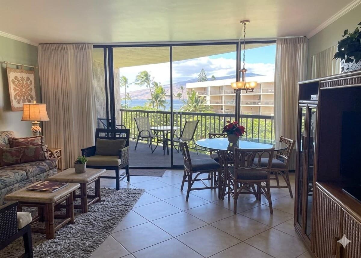Condo in Kihei · ★4.56 · 1 bedroom · 2 beds · 2 private baths - Photo 5