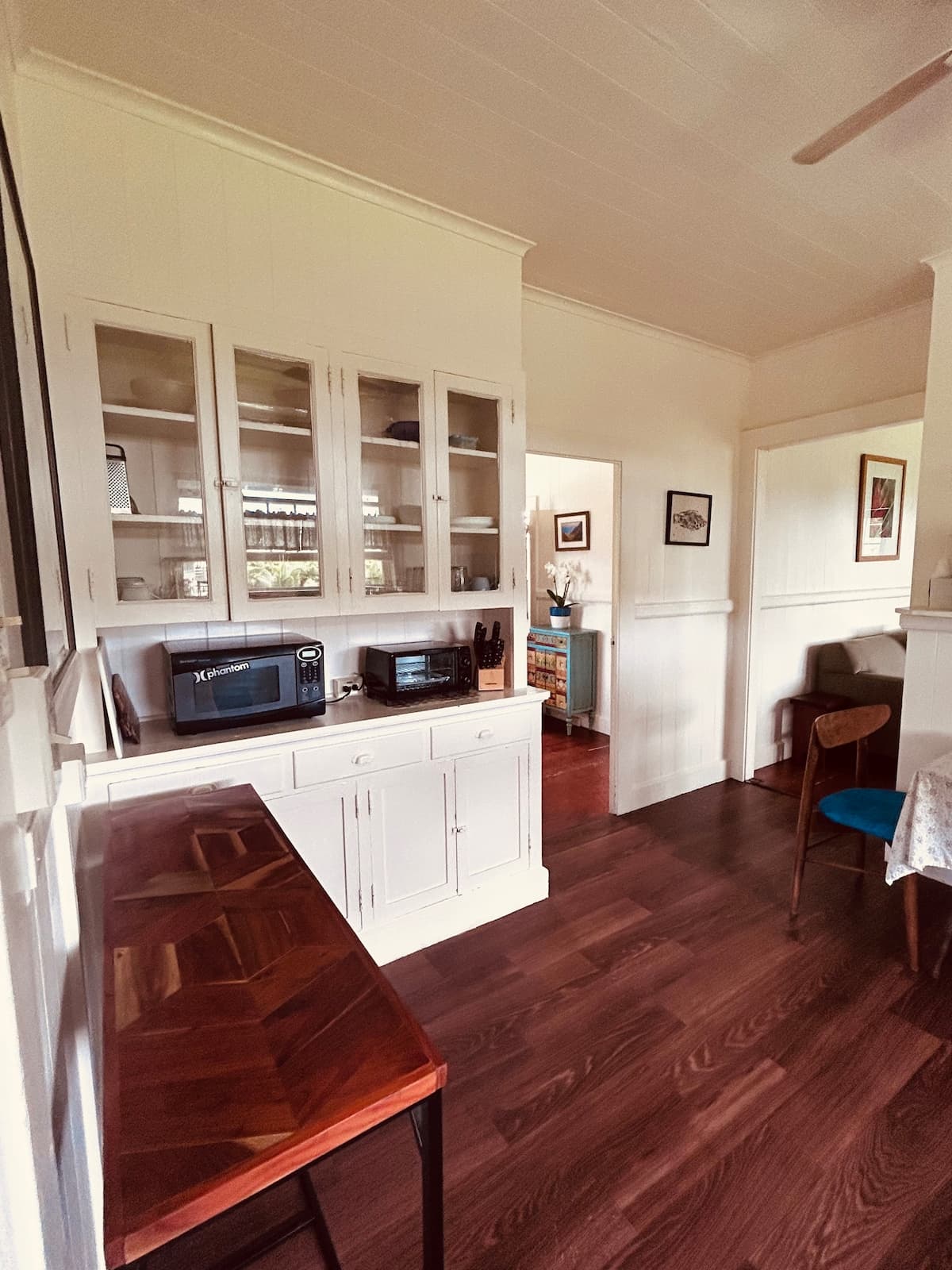 Home in Hilo · ★4.9 · 2 bedrooms · 3 beds · 1.5 private baths - Photo 3