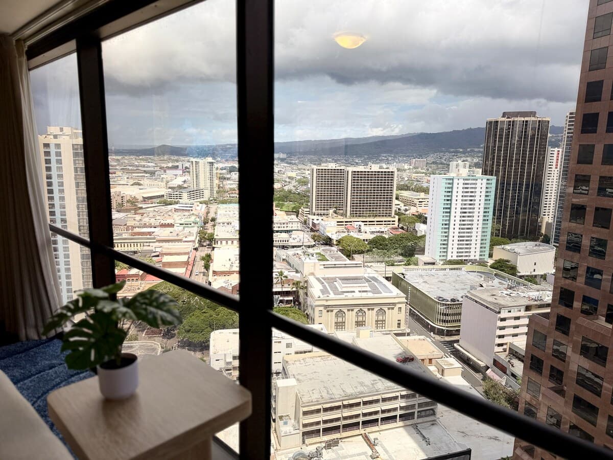 Honolulu Ocean/Mountain View Stay-Parking/Laundry - Photo 3