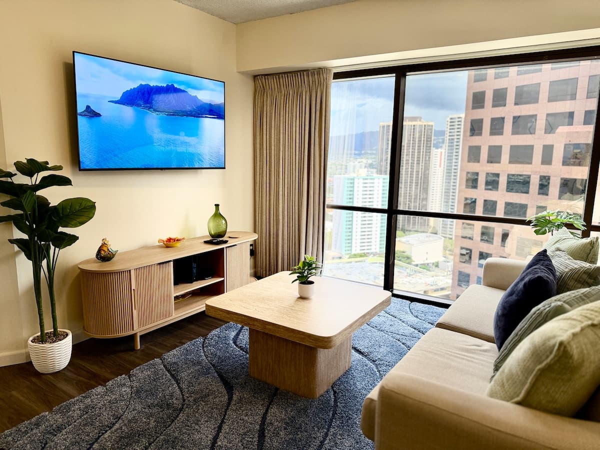 Honolulu Ocean/Mountain View Stay-Parking/Laundry - Photo 4