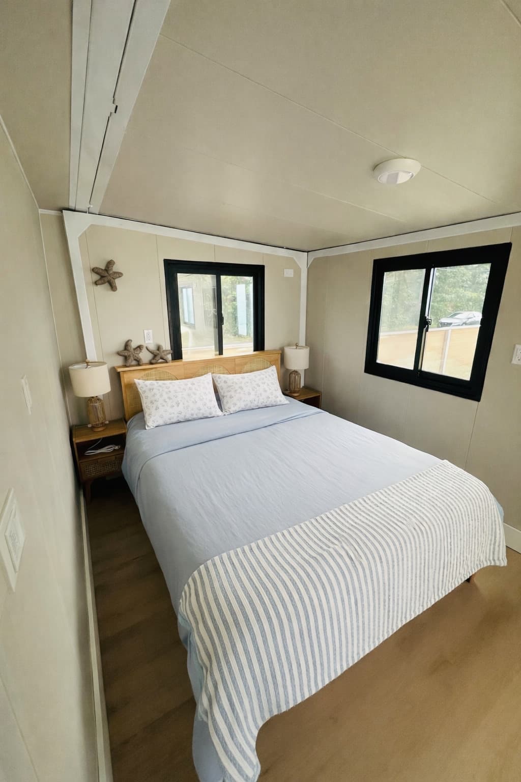 Home in Hauula · ★5.0 · 1 bedroom · 1 bed · 1 private bath - Photo 3
