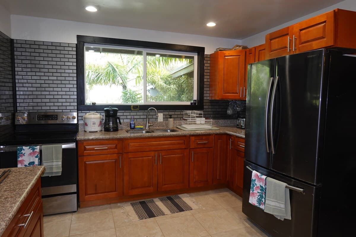 Home in Waianae · ★4.83 · 1 bedroom · 1 bed · 1 private bath - Photo 4
