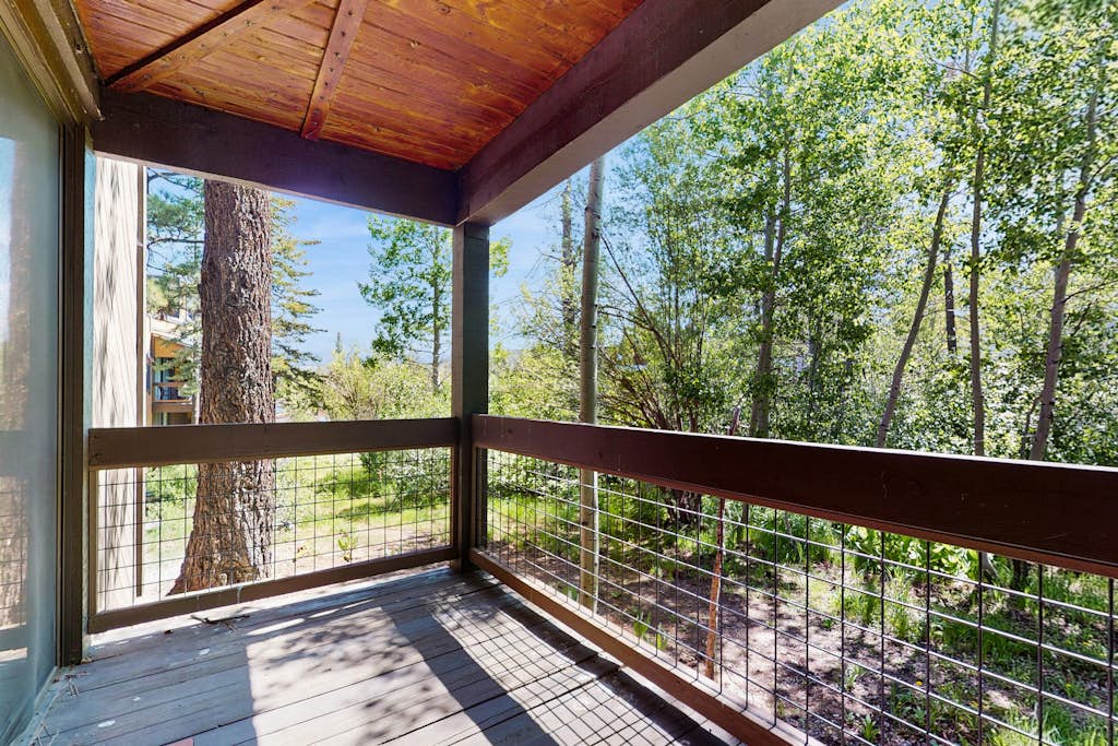 Northstar Condo with Fireplace & Hot Tub Access - Photo 2