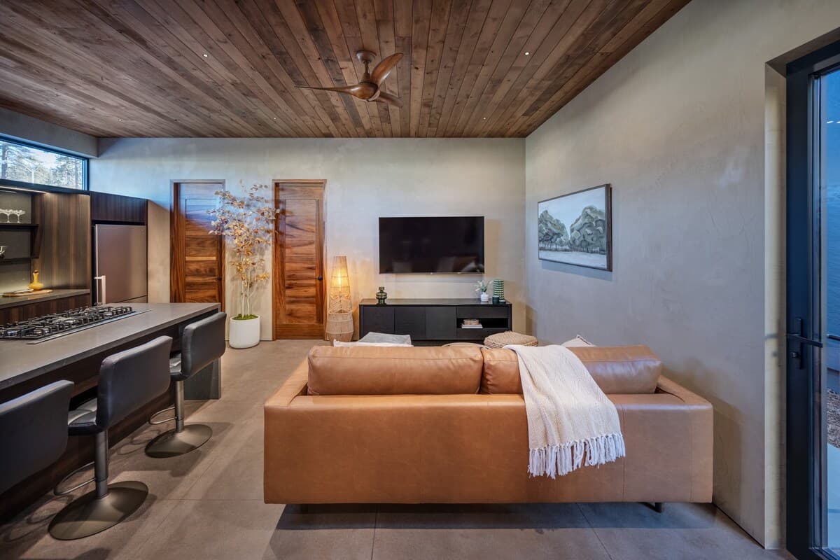 Stylish Townhouse Steps from Heavenly Resort - Photo 3