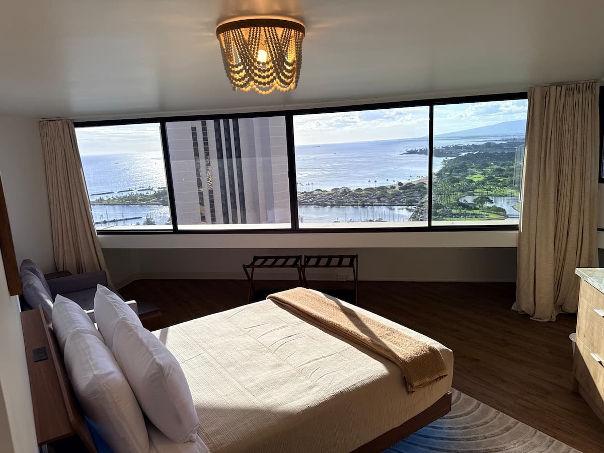 Waikiki Marina Studio w/ Sunset Views - Photo 3