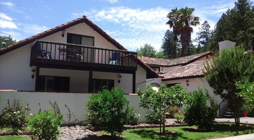 Spanish Villa in Napa Valley Woods - Photo 5