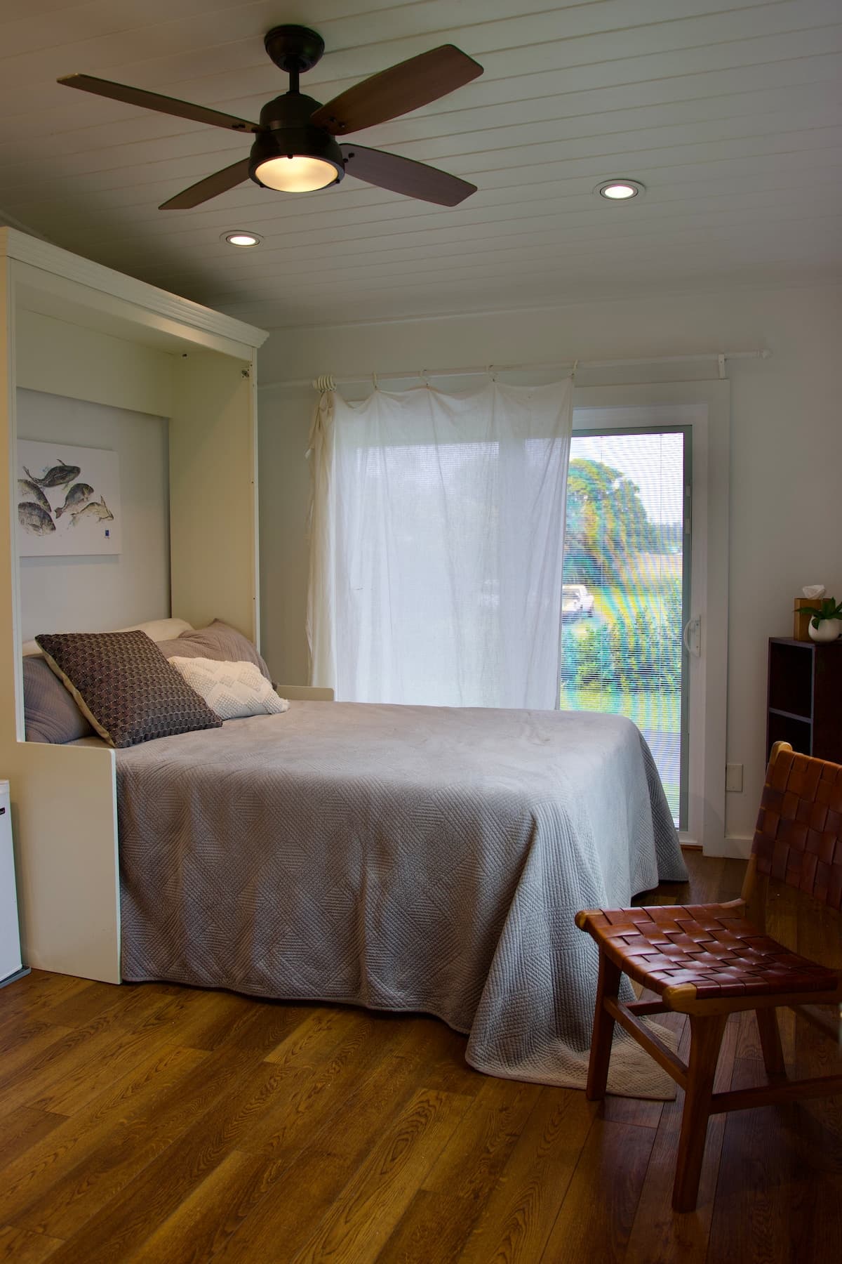 Private room in guest suite in Hawaii - Photo 4
