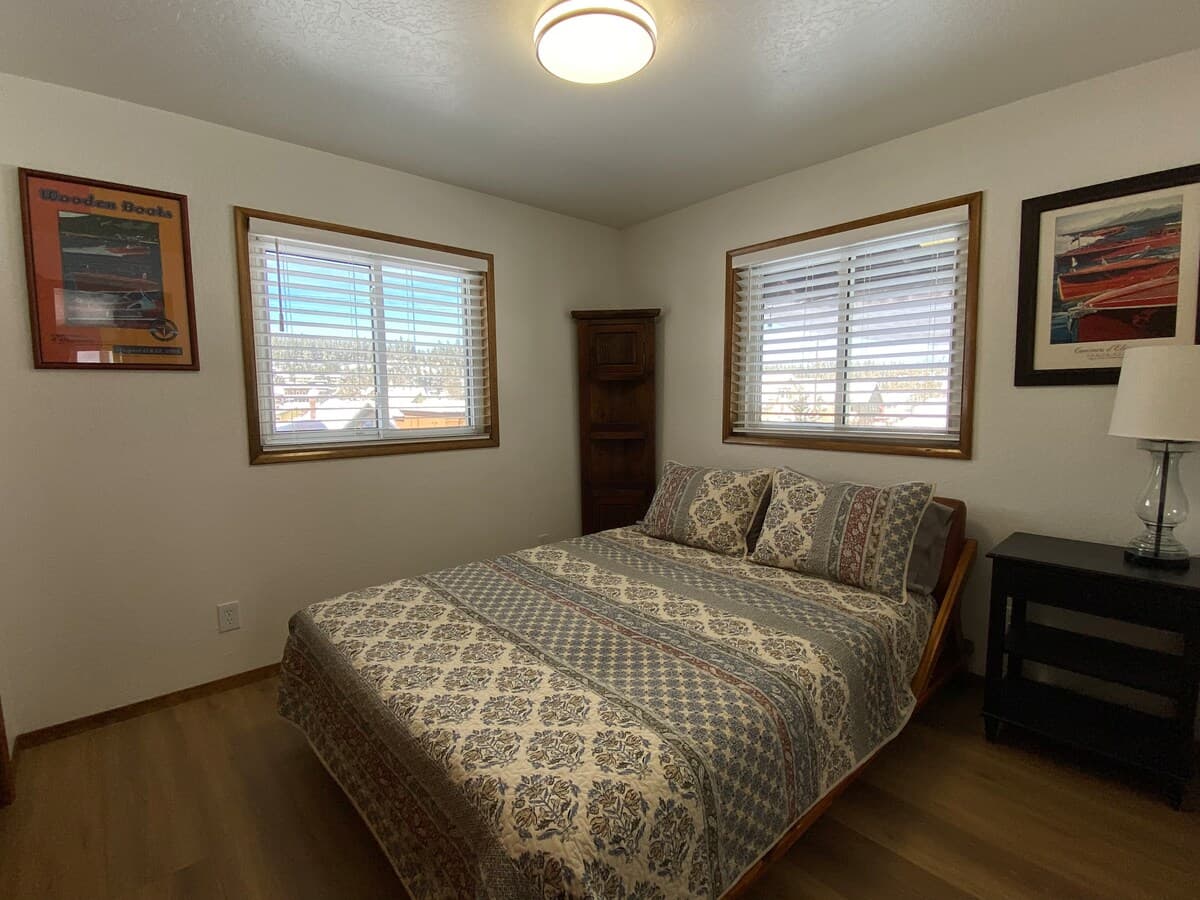 Steps to Main St, Truckee River Chalet - Photo 2