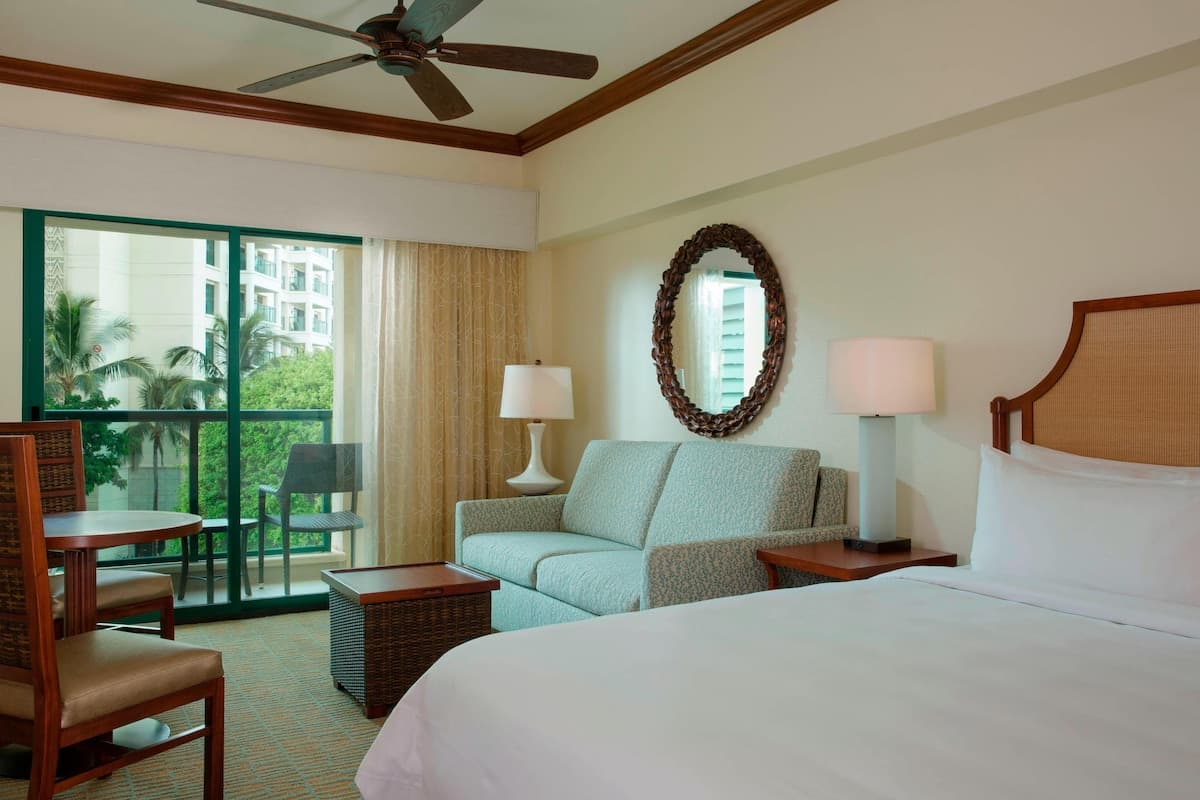Condo in Kapolei · ★5.0 · 1 bedroom · 1 bed · 1 private bath - Photo 4