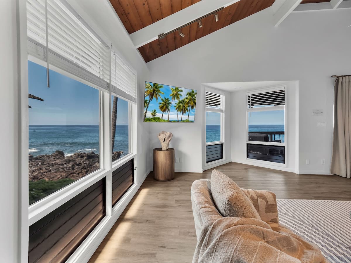 Oceanfront 3BR Kona Penthouse — Unreal Ocean Views - Photo 5