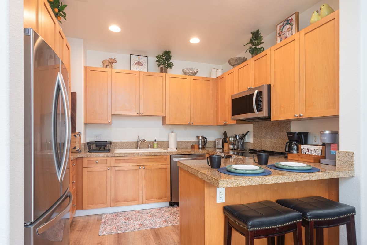 Home in Princeville · ★5.0 · 3 bedrooms · 4 beds · 2.5 baths - Photo 5