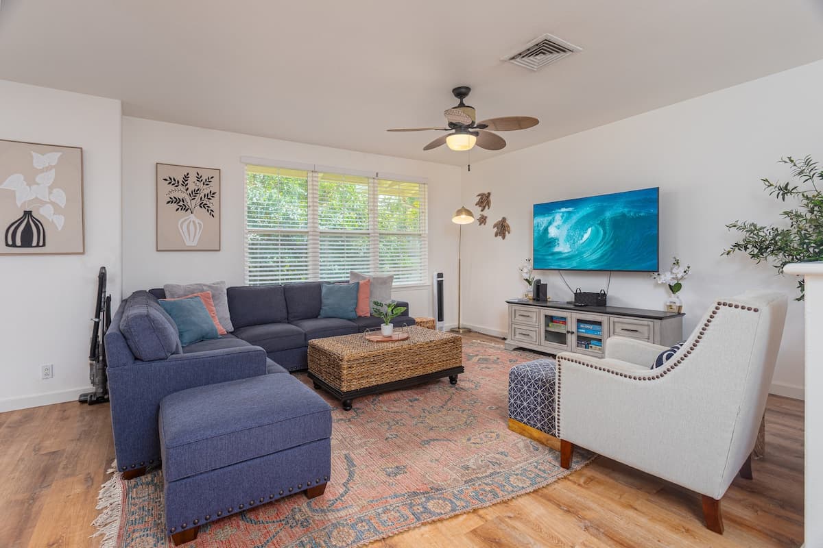 Home in Princeville · ★5.0 · 3 bedrooms · 4 beds · 2.5 baths - Photo 3