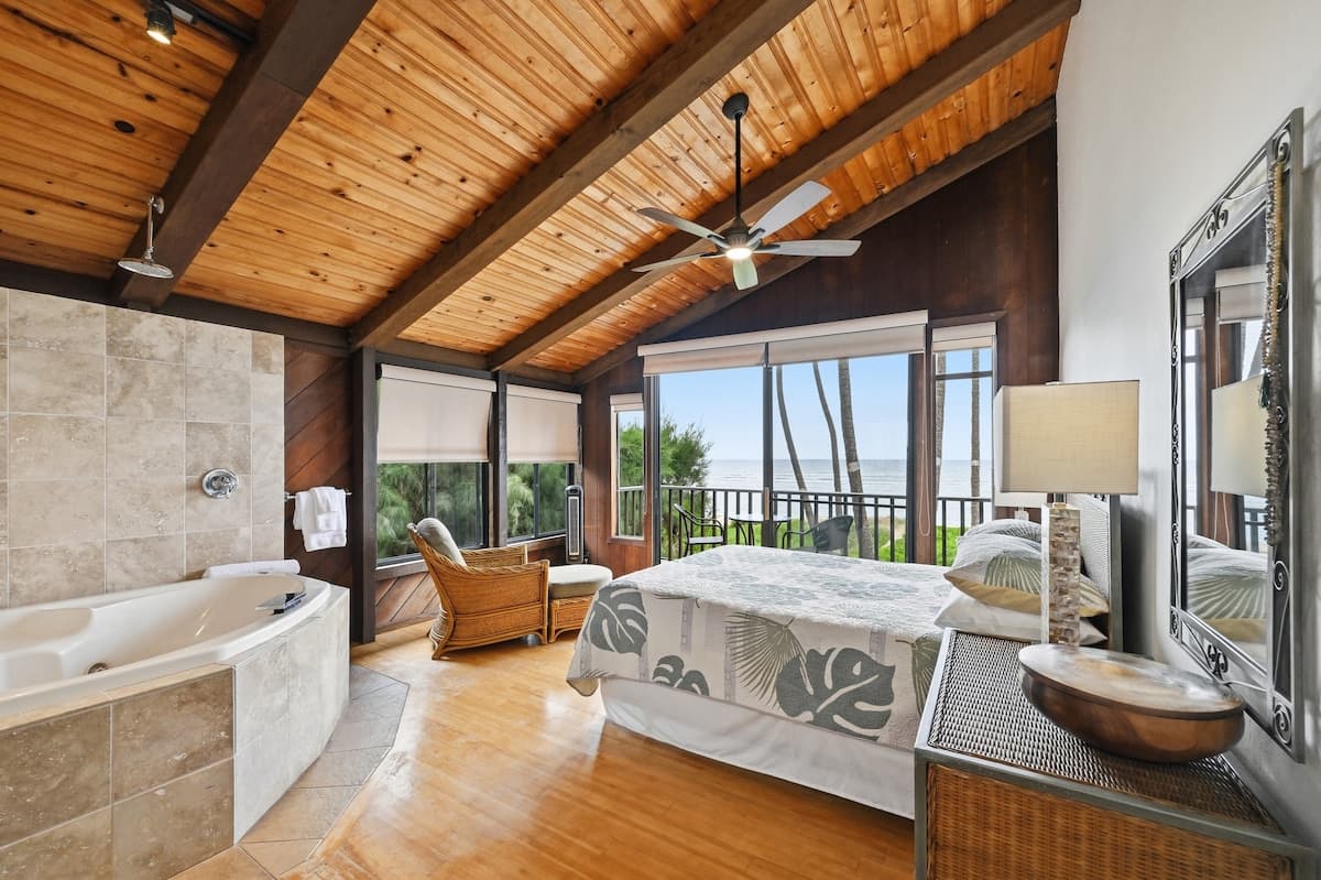 Townhouse in Kihei · ★4.86 · 2 bedrooms · 4 beds · 3 baths - Photo 3