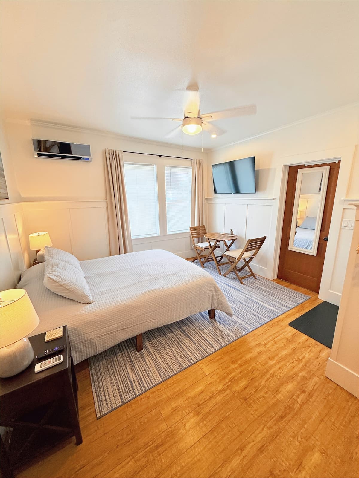 Hilo Town Inn Room 1 - Photo 2