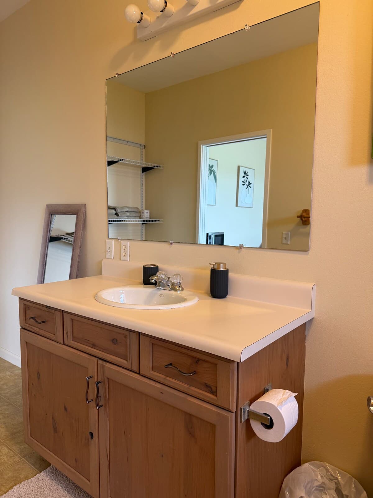 Home in Hilo · ★5.0 · Studio · 1 bed · 1 private bath - Photo 5