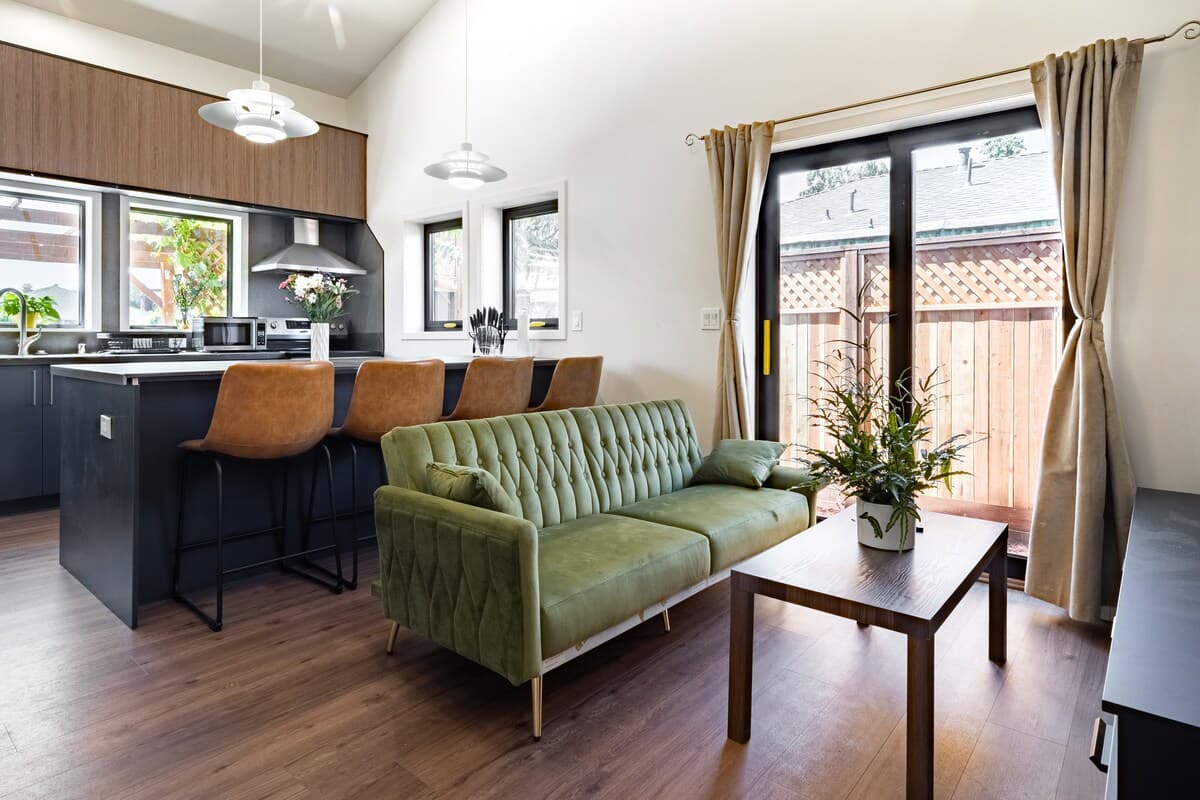 Modern 3BR Home with Fireplace, Heart of San Jose - Photo 1