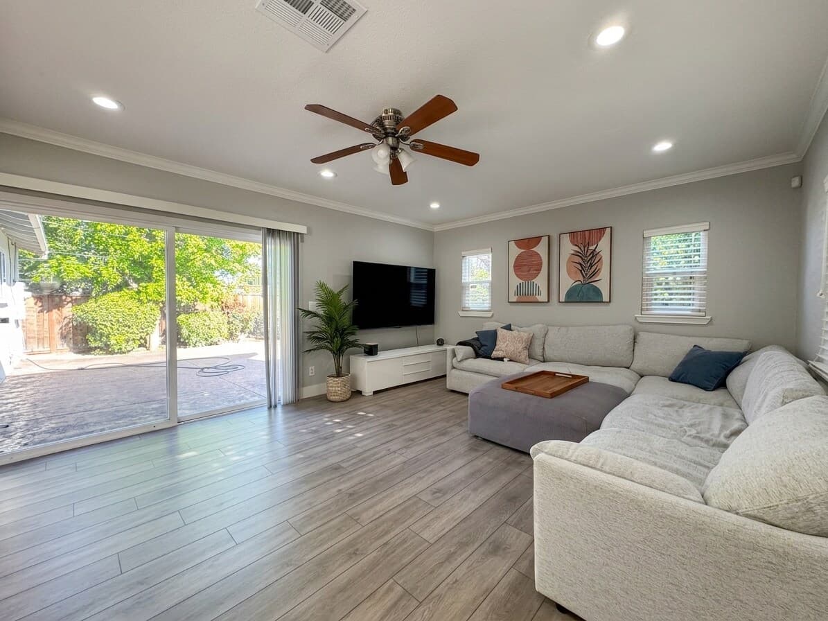 Newly Remodeled 2023 Luxury Home, Central SJ - Photo 2