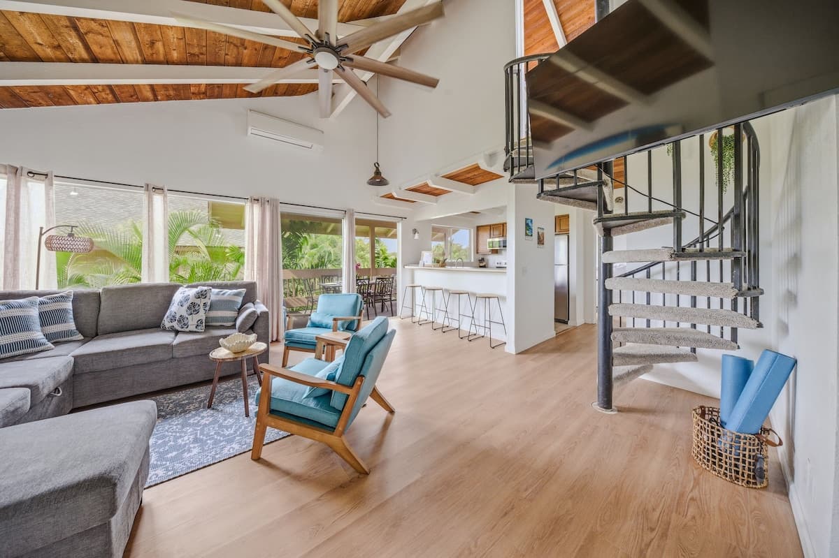 Condo in Princeville · ★5.0 · 2 bedrooms · 6 beds · 1.5 baths - Photo 3
