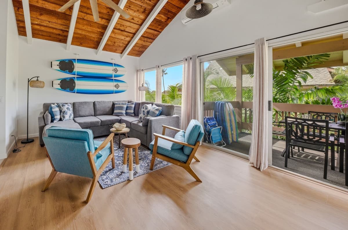 Condo in Princeville · ★5.0 · 2 bedrooms · 6 beds · 1.5 baths - Photo 1