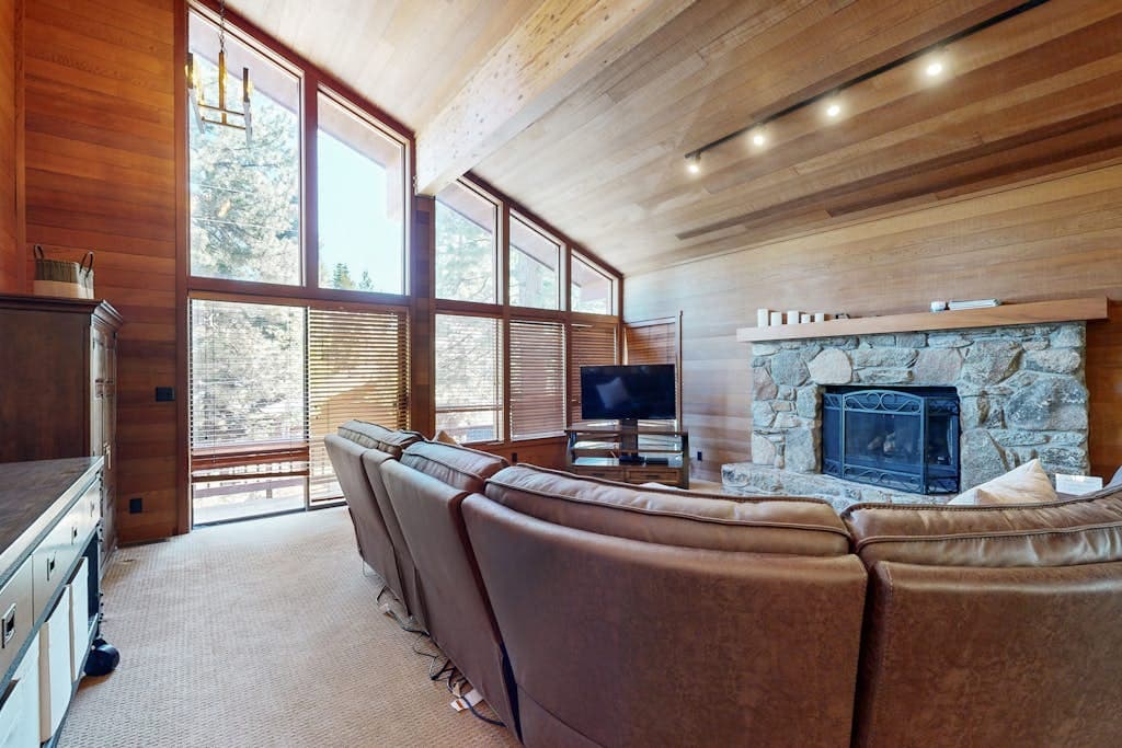 Dollar Point Lake Tahoe Retreat, No Parties - Photo 3