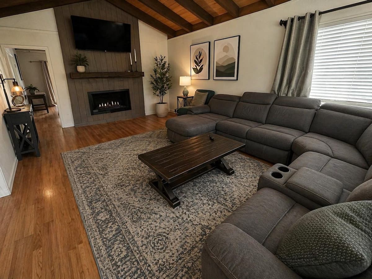 Vintage Pebble Beach Home, Golf & Coast - Photo 5