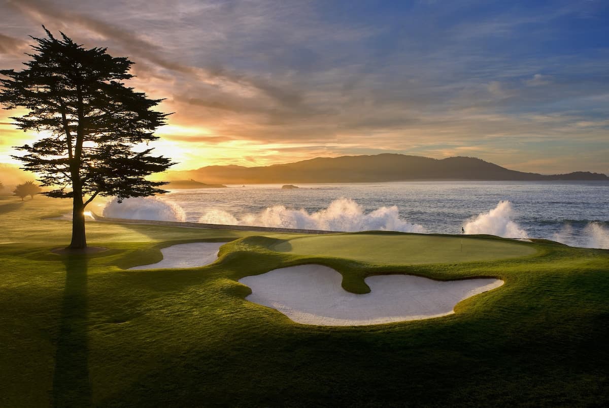 Vintage Pebble Beach Home, Golf & Coast - Photo 4