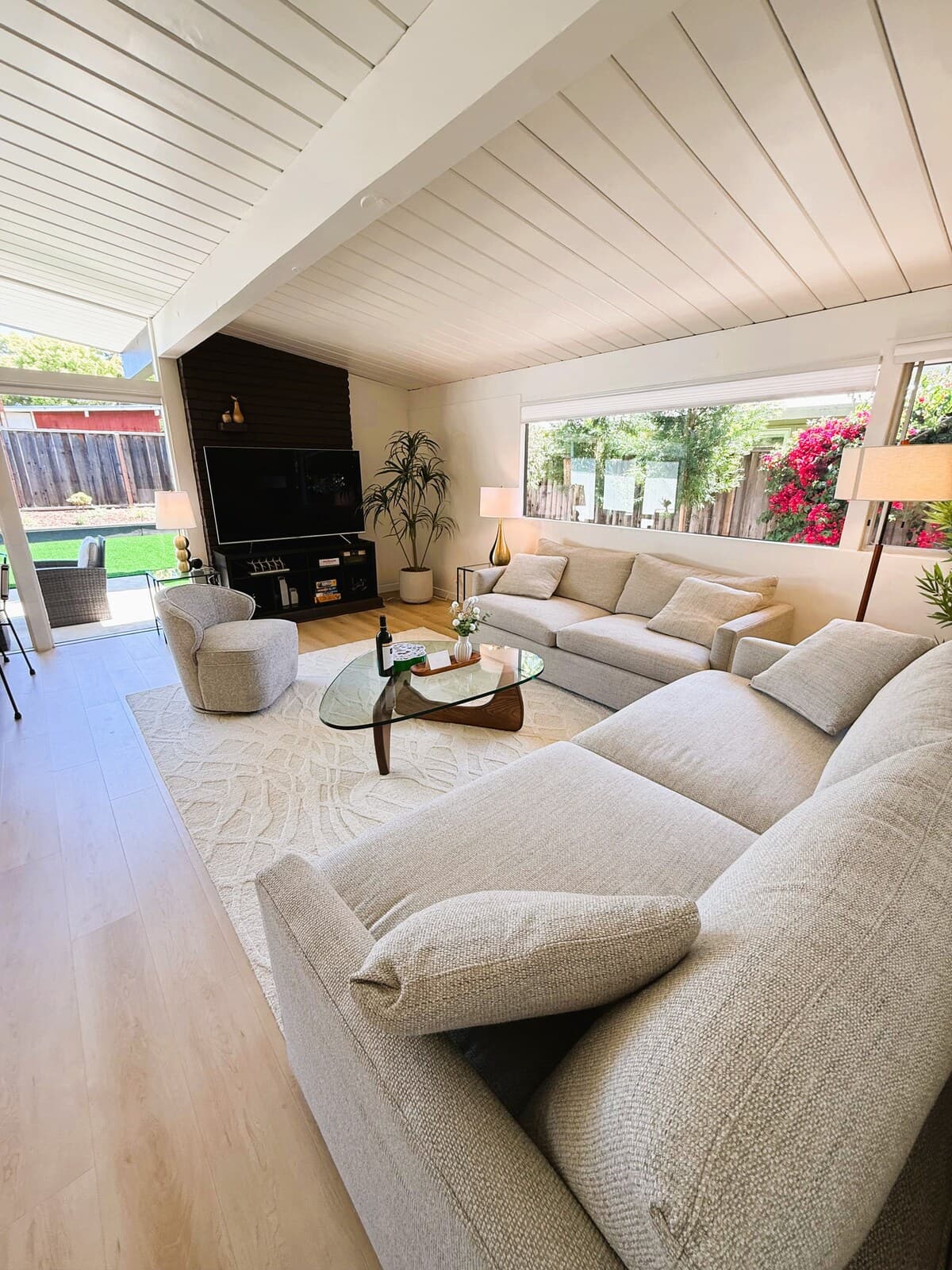 Modern Eichler Home with EV Charger & Hot Tub - Photo 4