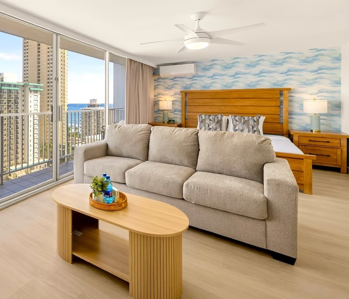 Condo in Honolulu · ★5.0 · Studio · 2 beds · 1 private bath - Photo 1