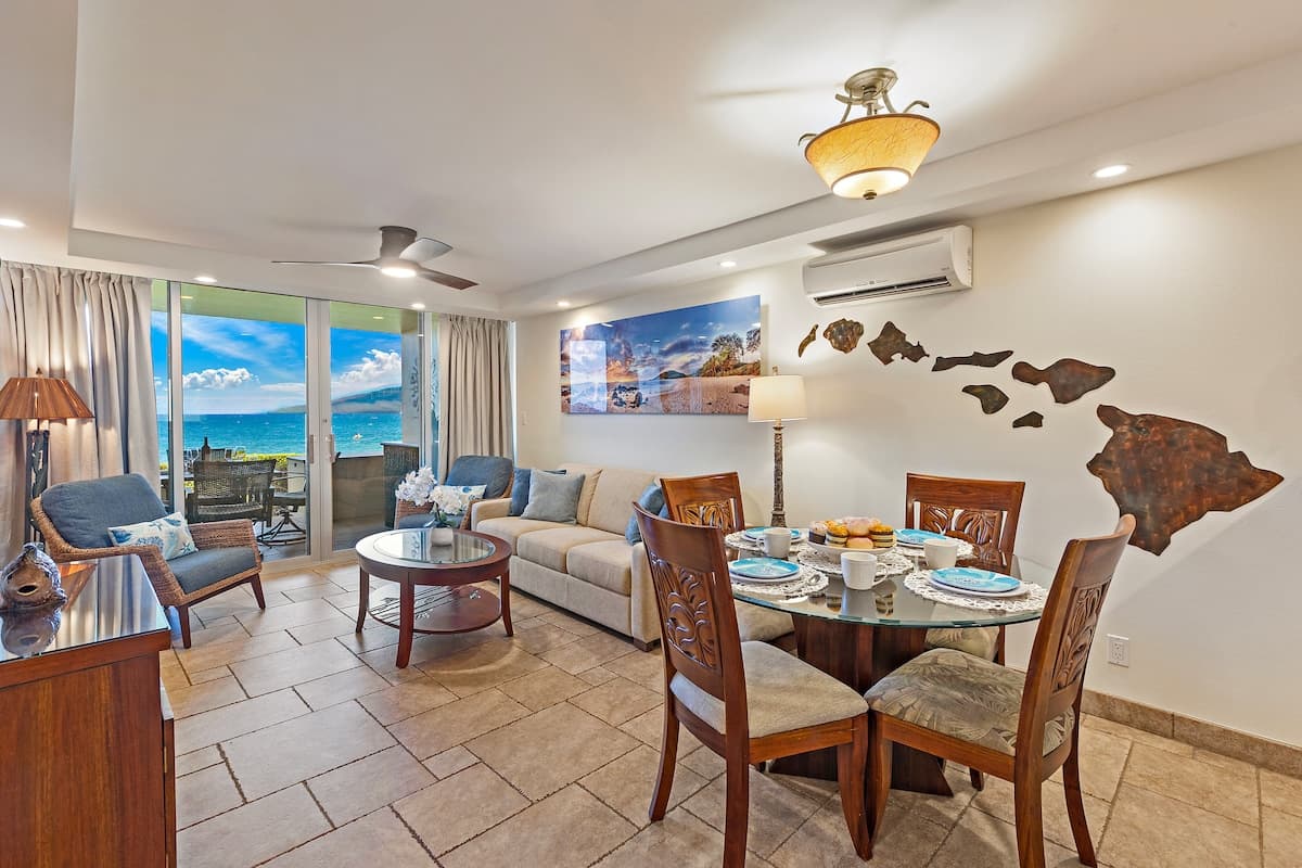 OCEANFRONT Luxury Condo *180° SWEEPING Ocean Views - Photo 2