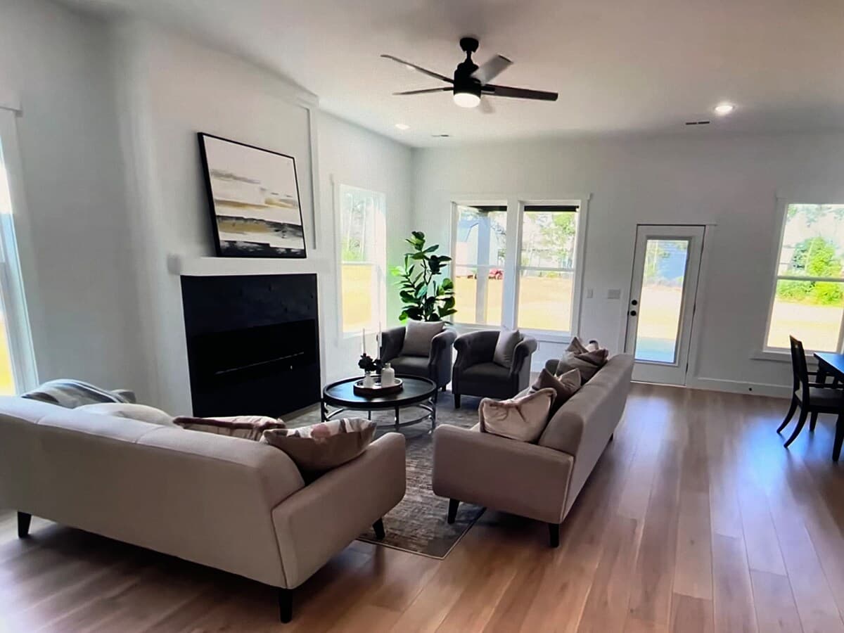 Quiet Cozy Oakland Home for Family Fun - Photo 3