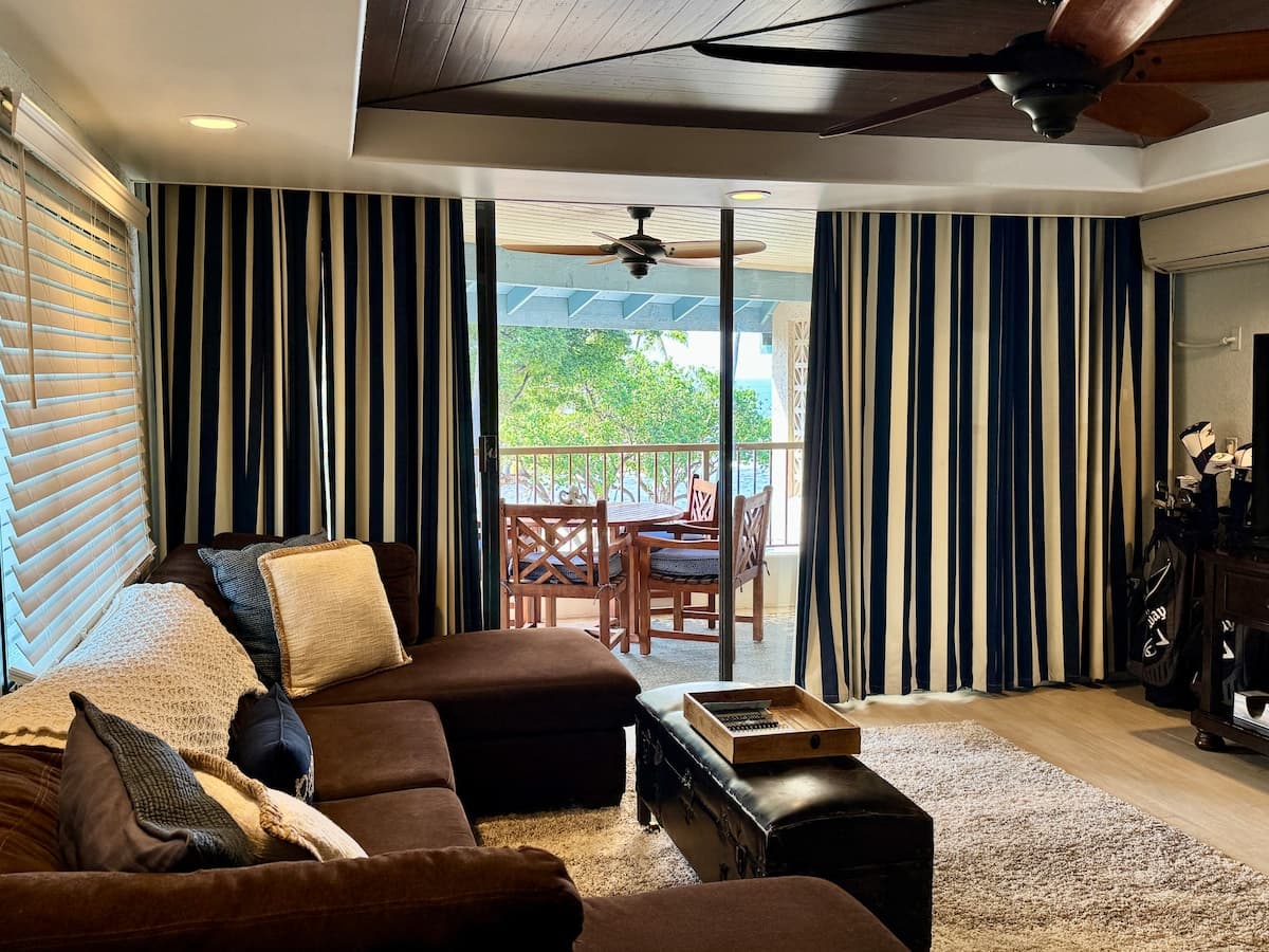 Condo in Kailua-Kona · ★4.89 · 1 bedroom · 2 beds · 1 private bath - Photo 2