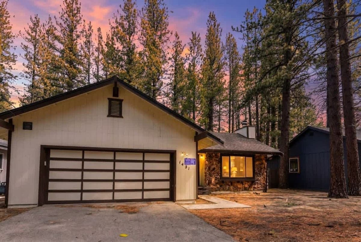 Stone Fireplace Cabin, No Stairs, 2-Car Garage - Photo 1