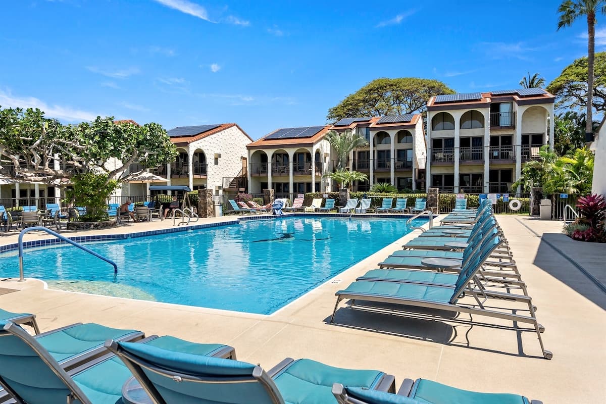 Maui Hill 2BR | Ocean View, Pool & King Beds - Photo 2