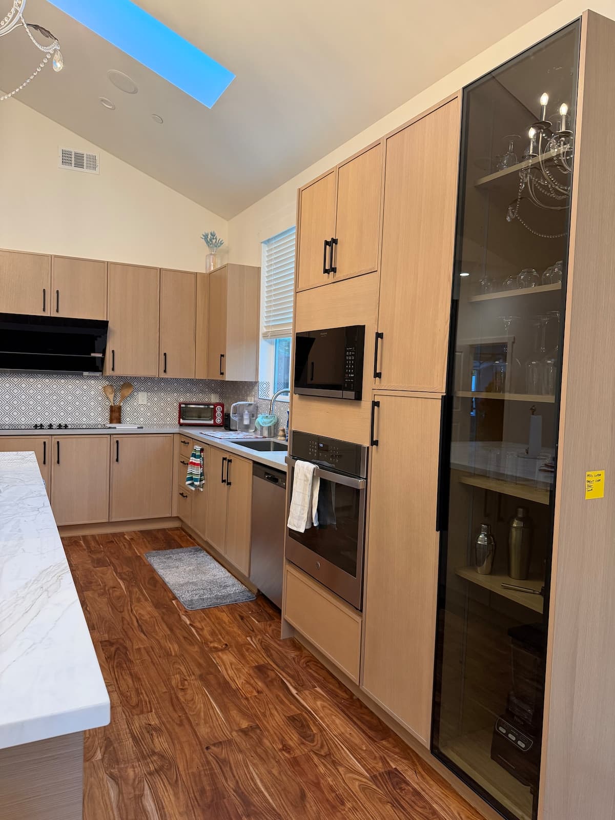 5 Ensuite Bedrooms, Chef's Kitchen, Silicon Valley - Photo 3
