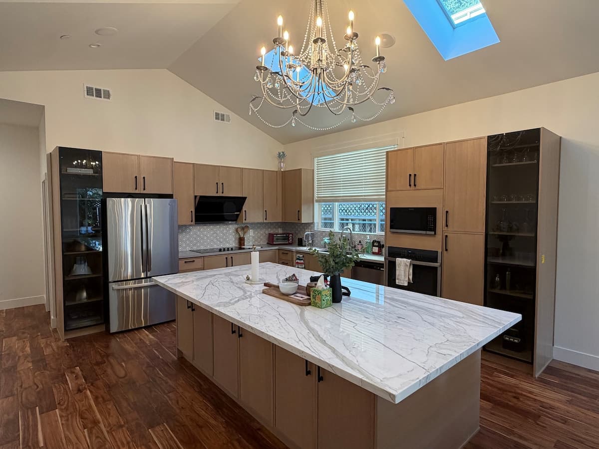 5 Ensuite Bedrooms, Chef's Kitchen, Silicon Valley - Photo 2