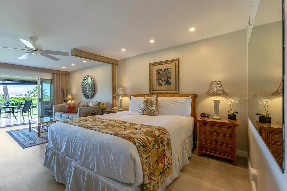Sparkling Studio Oceanview | Balcony | Pool - Photo 5