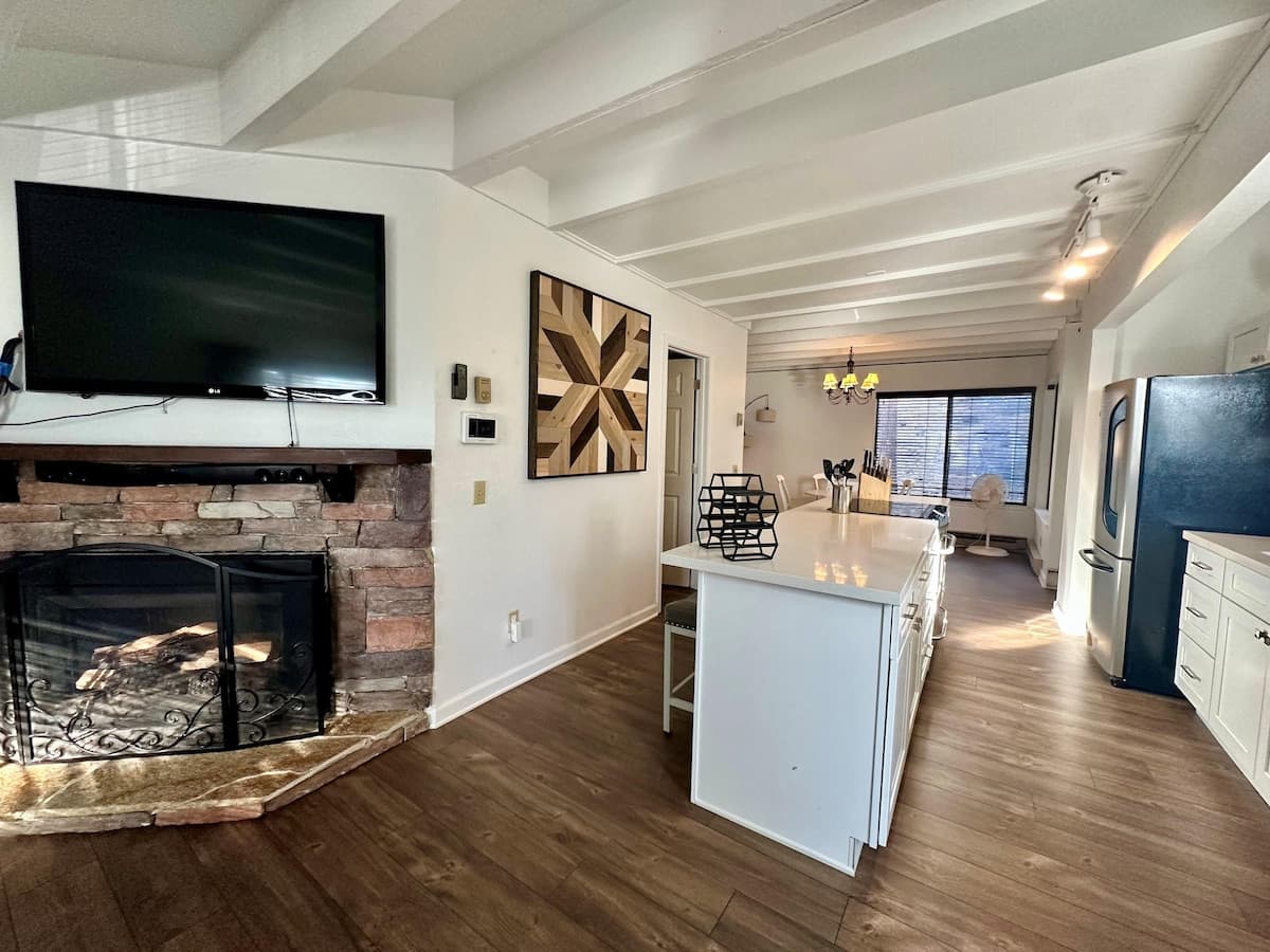Condo in Zephyr Cove · ★New · 2 bedrooms · 3 beds · 2.5 private baths - Photo 3
