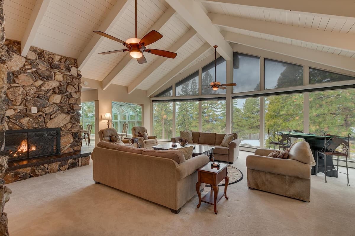 Home in Carson City · ★New · 5 bedrooms · 7 beds · 3.5 private baths - Photo 5