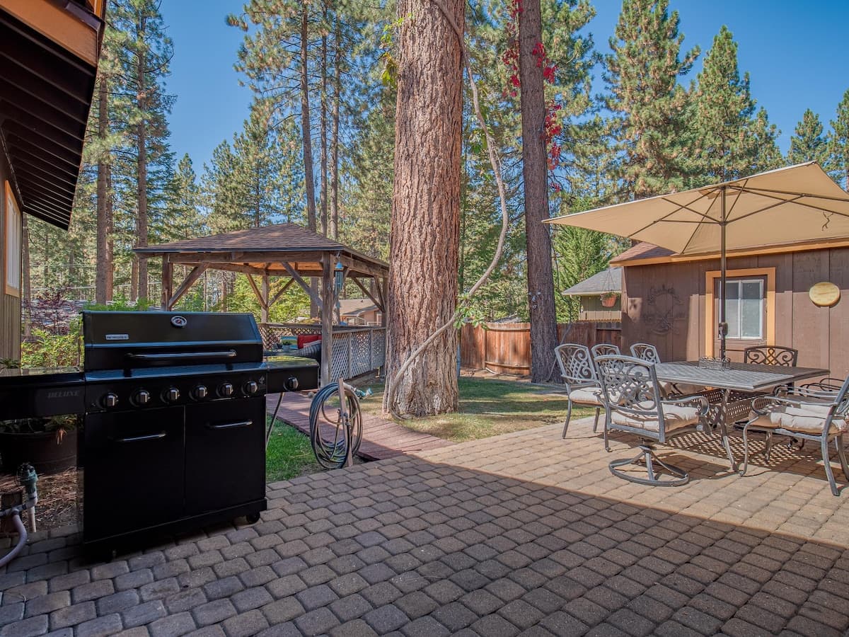 Home in Zephyr Cove · ★New · 4 bedrooms · 5 beds · 2.5 private baths - Photo 4